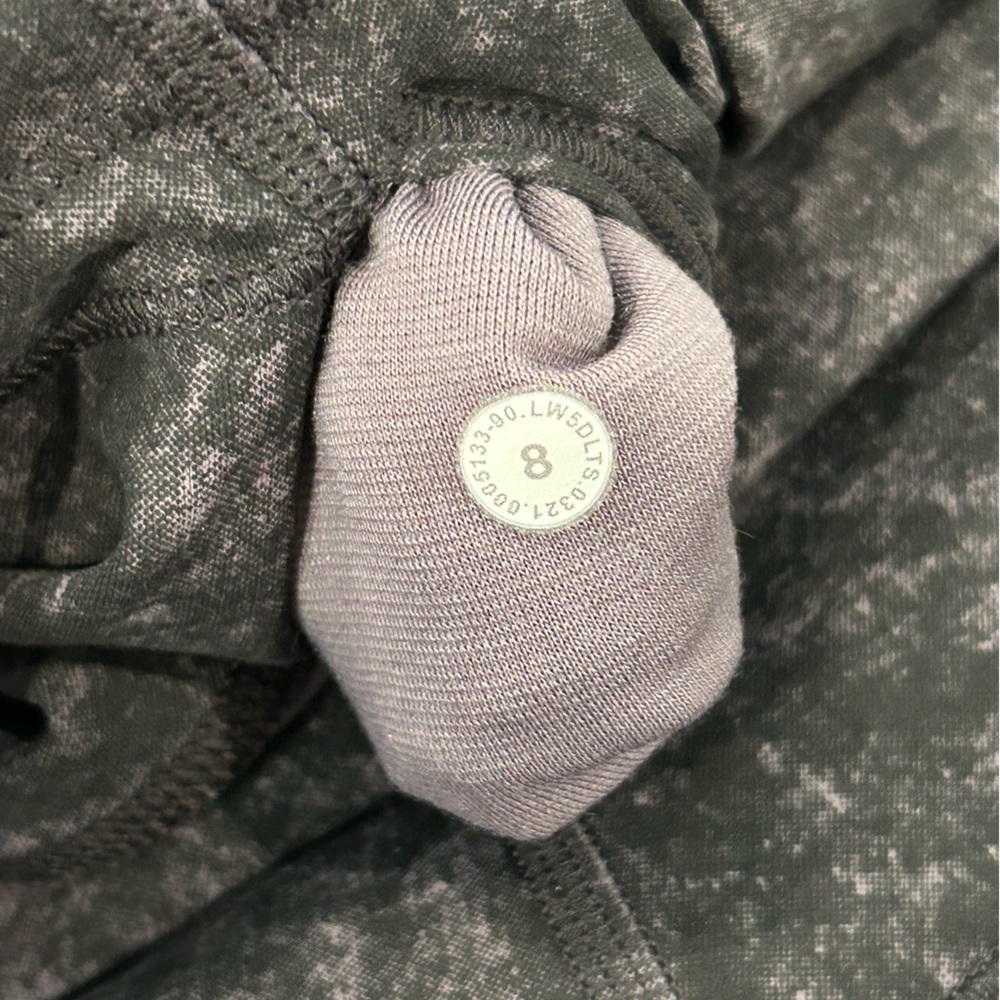 Lululemon Matching Set - Picture 8 of 9